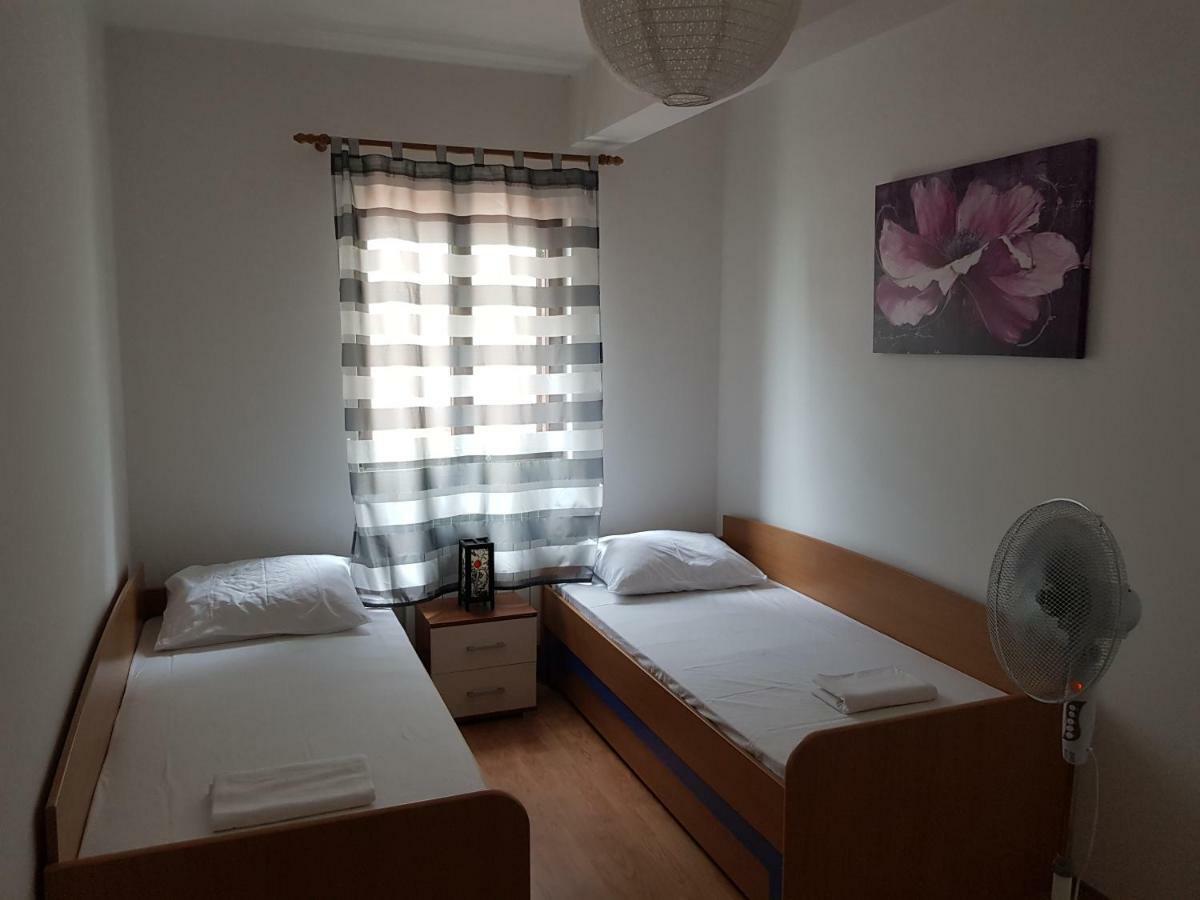 Apartments Milicic Herceg Novi Eksteriør billede